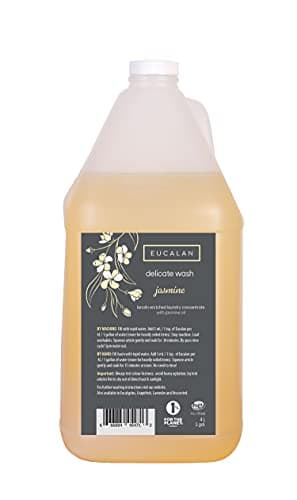 Detergenty do mycia rąk i prania delikatnych tkanin